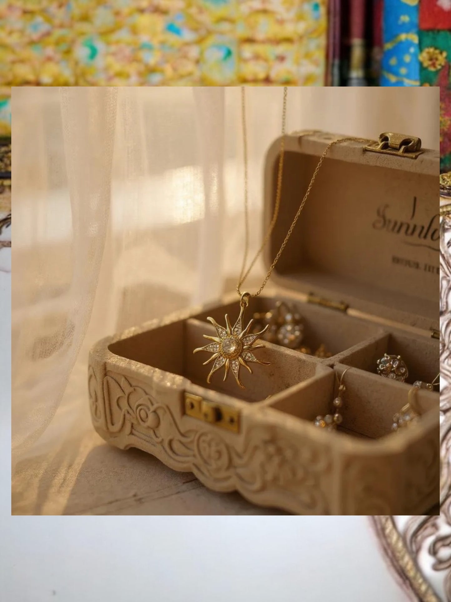 18K Gold Colour Polish Sun Shape Pendent with Chaim & Extension