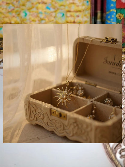 18K Gold Colour Polish Sun Shape Pendent with Chaim & Extension