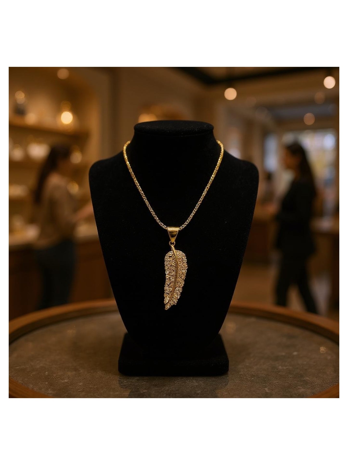 18K Gold Colour Polish Leaf Shappe Pendant with Chain and Extension